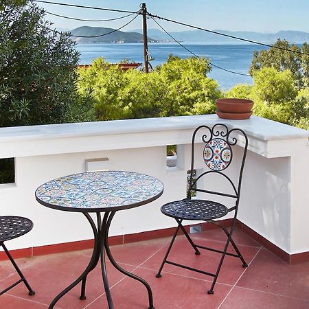 Villa The Bordeaux Door Aegina Exterior foto